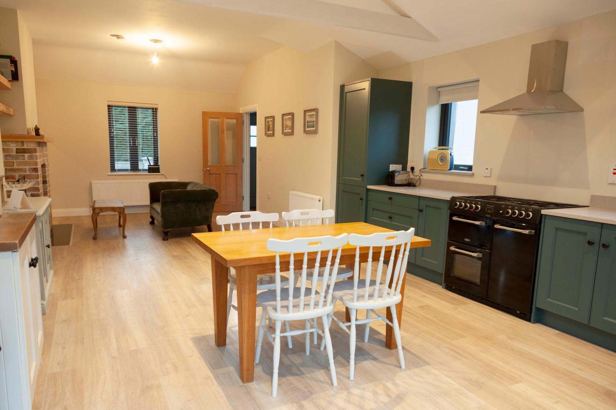 Lavender Cottage - 2 Bedroom Home Newbridge  Ngoại thất bức ảnh